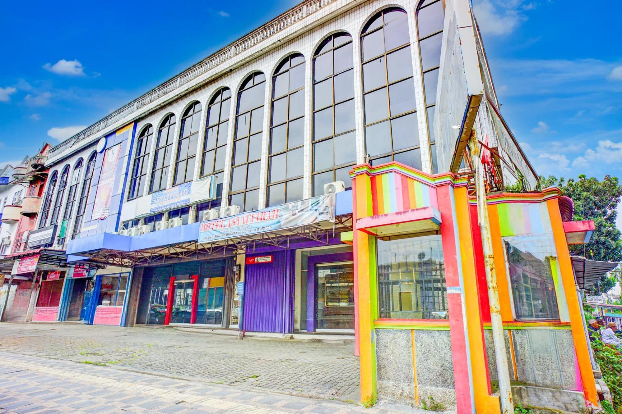 Hotel O Asyaffirah Near Masjid Raya Al Mashun Sm Raja Medan Buitenkant foto