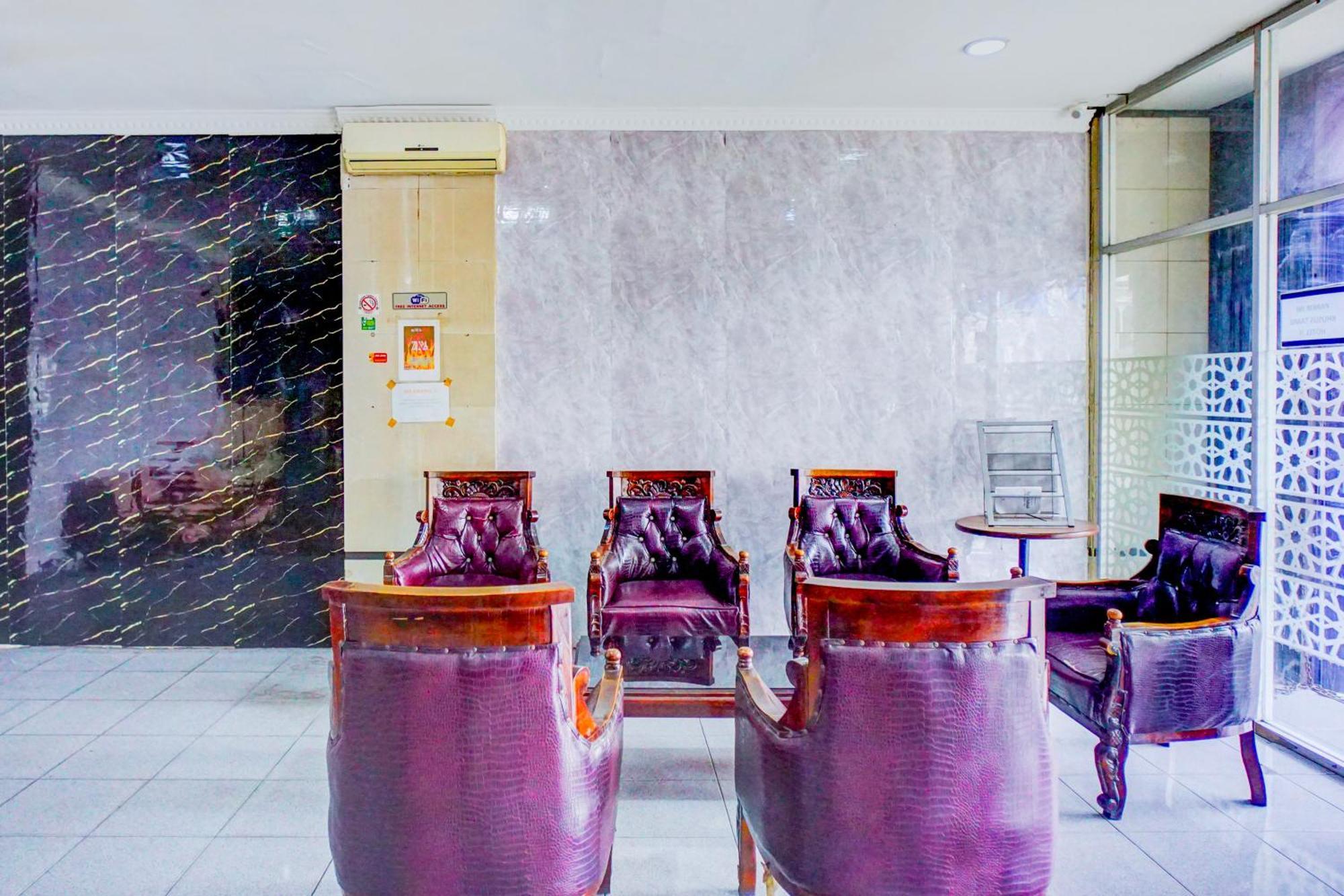 Hotel O Asyaffirah Near Masjid Raya Al Mashun Sm Raja Medan Buitenkant foto